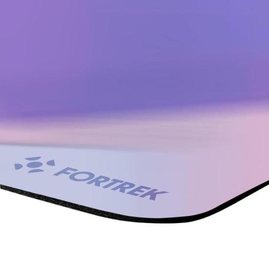 Mousepad Com Infusão de Vidro Fortrek Quickglass PRO Branco por 140,00 à vista no boleto/pix ou parcele em até 5x sem juros. Compre na loja Mundomax!