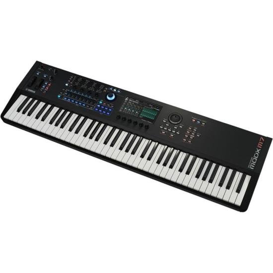 Teclado Yamaha MODX M7 Sintetizador Preto por 0,00 à vista no boleto/pix ou parcele em até 1x sem juros. Compre na loja Mundomax!