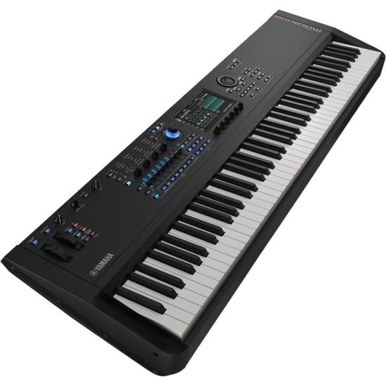 Teclado Yamaha MODX M8 Sintetizador Preto por 0,00 à vista no boleto/pix ou parcele em até 1x sem juros. Compre na loja Mundomax!