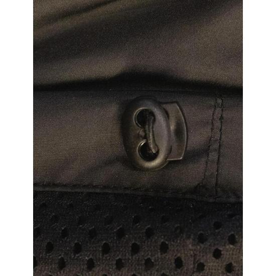 Corta Vento Fender CVF01BK Unissex Preto (TAM M) por 319,00 à vista no boleto/pix ou parcele em até 10x sem juros. Compre na loja Mundomax!