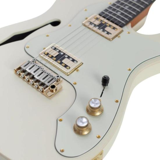 Guitarra Benson Brave One Thinline HH Satin Olympic White por 4.319,00 à vista no boleto/pix ou parcele em até 12x sem juros. Compre na loja Mundomax!