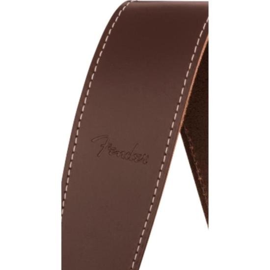 Correia Fender Couro Essentials 2\" Brown por 210,00 à vista no boleto/pix ou parcele em até 8x sem juros. Compre na loja Mundomax!