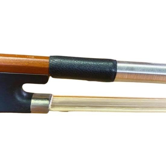 Arco De Violino Scarlett SGB 8 4/4 Crina Animal Natural por 159,00 à vista no boleto/pix ou parcele em até 6x sem juros. Compre na loja Mundomax!