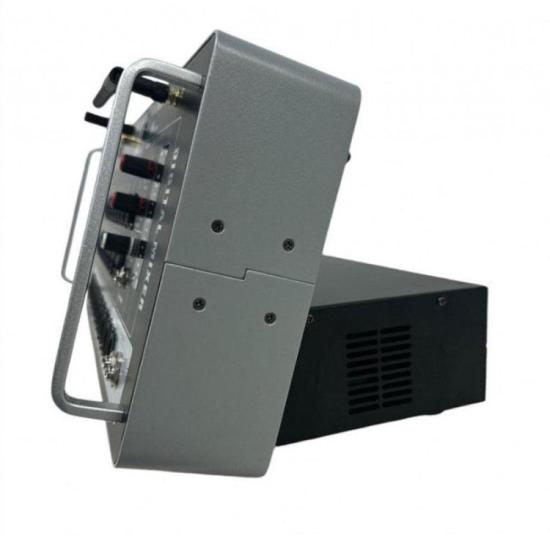 Mesa De Som Digital Duonn Axios 16 Canais por 0,00 à vista no boleto/pix ou parcele em até 1x sem juros. Compre na loja Mundomax!