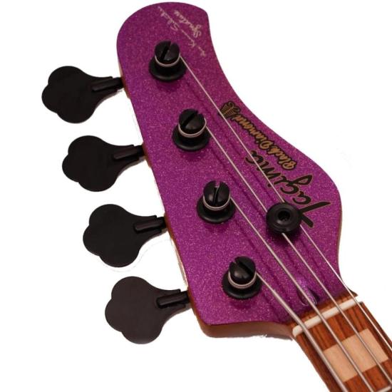 C BAIXO TAGIMA 4C ANA KARINA PT DIAMONT por 2.299,00 à vista no boleto/pix ou parcele em até 12x sem juros. Compre na loja Mundomax!