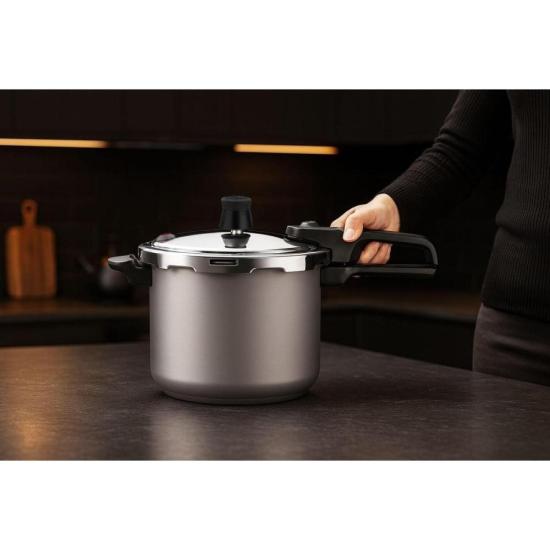 PAN PRESSAO 4,5L ROCHEDO SEGURA ER45 CZ por 1.240,00 à vista no boleto/pix ou parcele em até 12x sem juros. Compre na loja Mundomax!