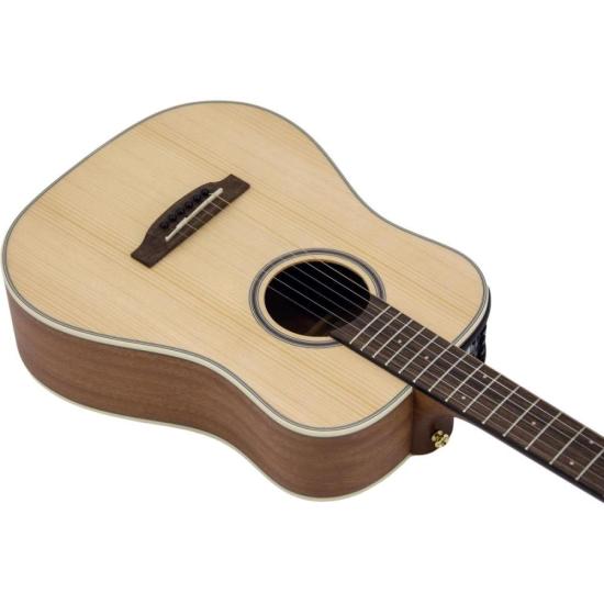 Violão Takamine GP3HSE Eletroacústico TP-3G Artístico Mini Natural Satin por 0,00 à vista no boleto/pix ou parcele em até 1x sem juros. Compre na loja Mundomax!