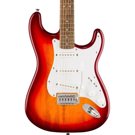 Guitarra Squier Stratocaster Sonic Sienna Sunburst por 0,00 à vista no boleto/pix ou parcele em até 1x sem juros. Compre na loja Mundomax!