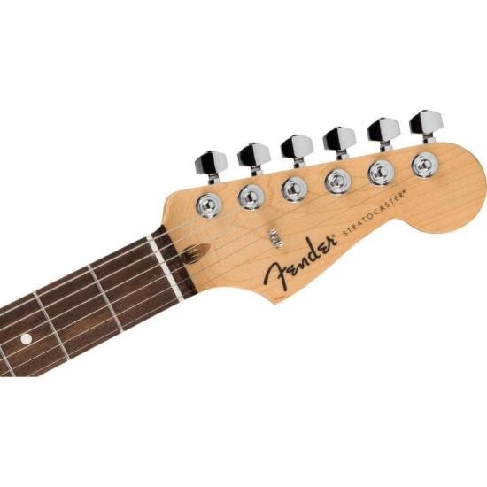 Guitarra Fender Stratocaster Standard por 0,00 à vista no boleto/pix ou parcele em até 1x sem juros. Compre na loja Mundomax!