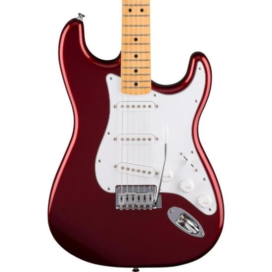 Guitarra Fender Stratocaster Standard Candy Cola por 0,00 à vista no boleto/pix ou parcele em até 1x sem juros. Compre na loja Mundomax!
