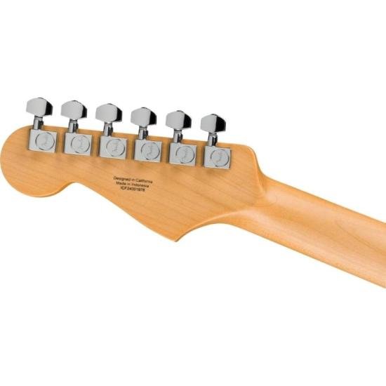 Guitarra Fender Stratocaster Standard Candy Cola por 0,00 à vista no boleto/pix ou parcele em até 1x sem juros. Compre na loja Mundomax!